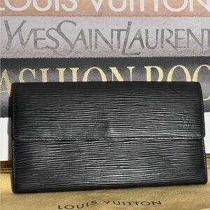 Louis Vuitton Sarah Black Epi Leather Long Wallet